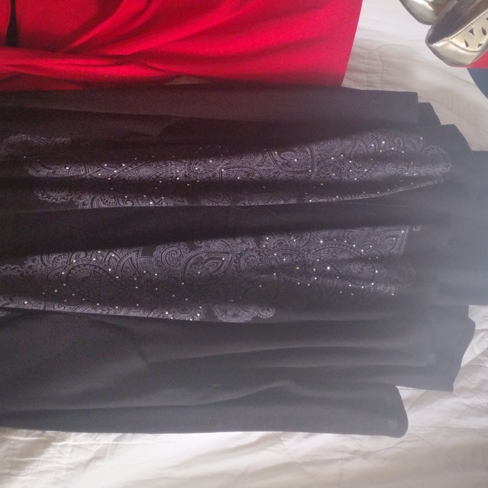 Top - Picture 4 of 12